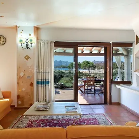 Domus Ardea كابو كودا كافالو